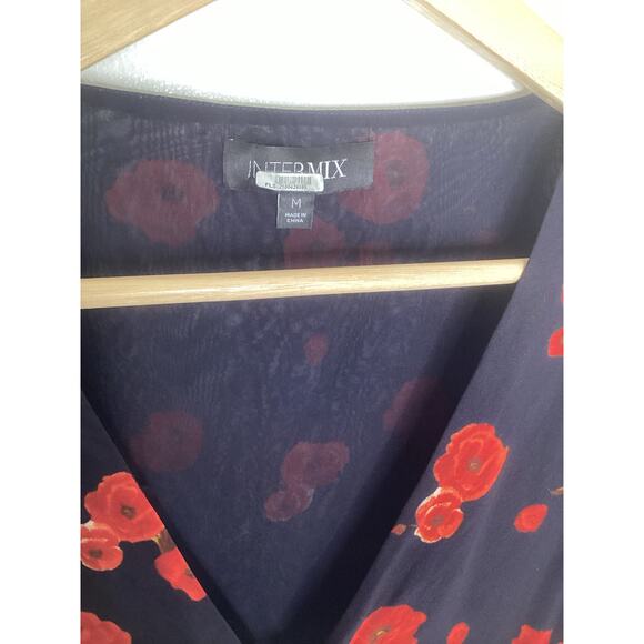 Intermix NWOT Black Silk Red Rose Print Tie Front Long Sleeve Blouse Top M - Picture 3 of 6